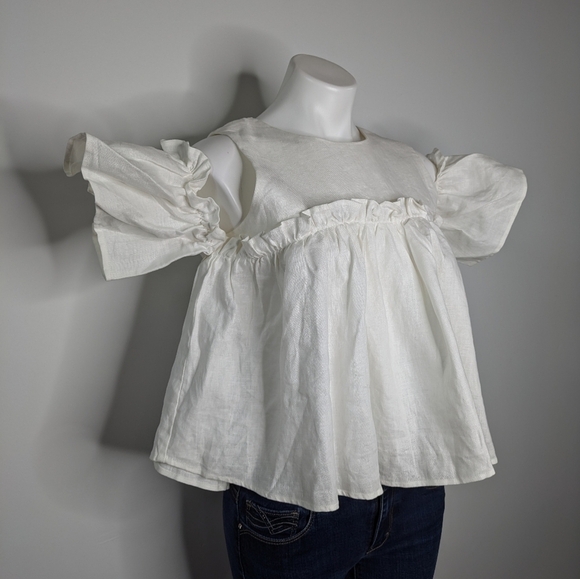 ✨3/$15 JOA white cold shoulder off the shoulder flowy top M - Picture 4 of 7